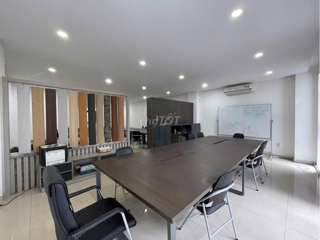 Cho thuê văn phòng 133m² full nội thất – chỉ 15,5tr | vạn phúc city