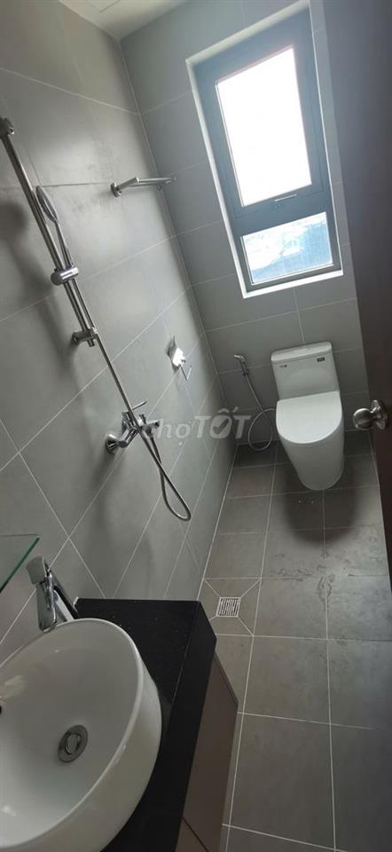 Cho thuê 2PN2WC cạnh trường  Nông Lâm