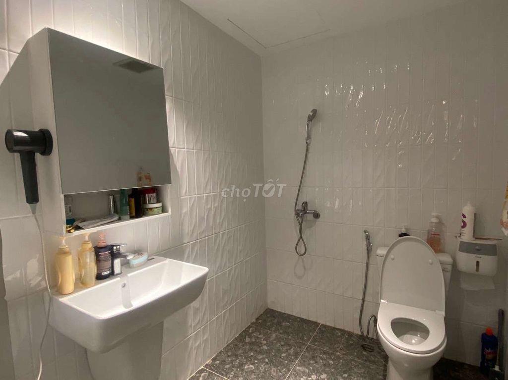 Căn hộ 1pn ban công siêu rộng - full nội thất gần Trần Não
