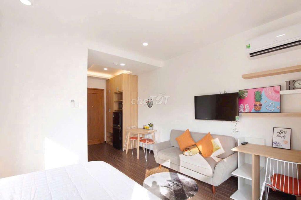 CĂN STUDIO THIẾT KẾ HIỆN ĐẠI - BAN CÔNG RỘNG ĐÓN NẮNG 🌞