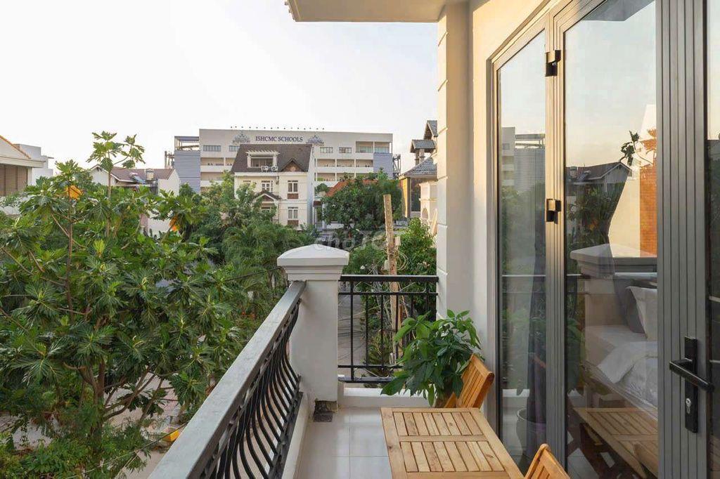 CĂN STUDIO THIẾT KẾ HIỆN ĐẠI - BAN CÔNG RỘNG ĐÓN NẮNG 🌞