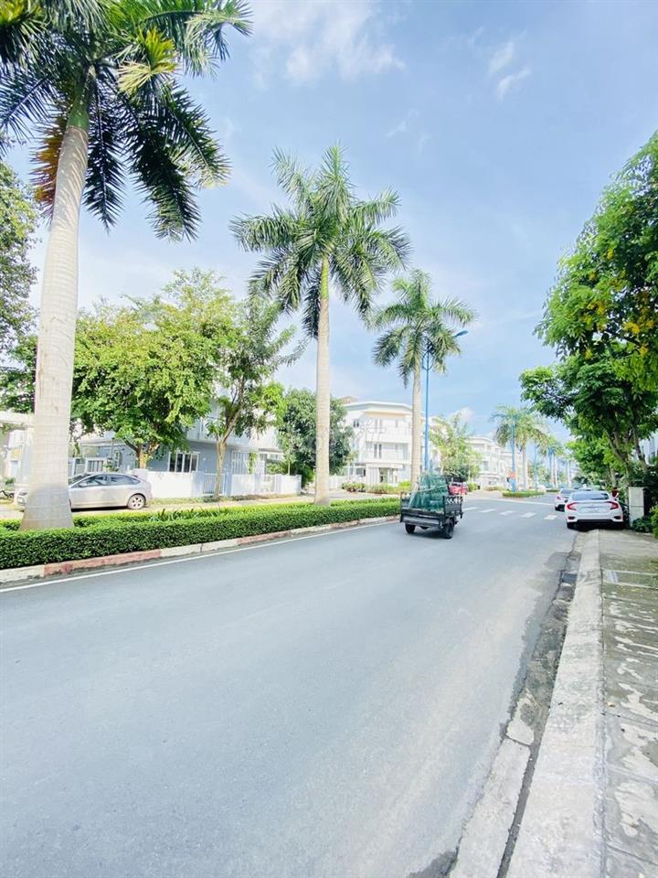 NHÀ KHANG ĐIỀN MEGA VILLAGE - COMPOUND AN NINH 24/7 - FULL NT ĐẸP XỊN