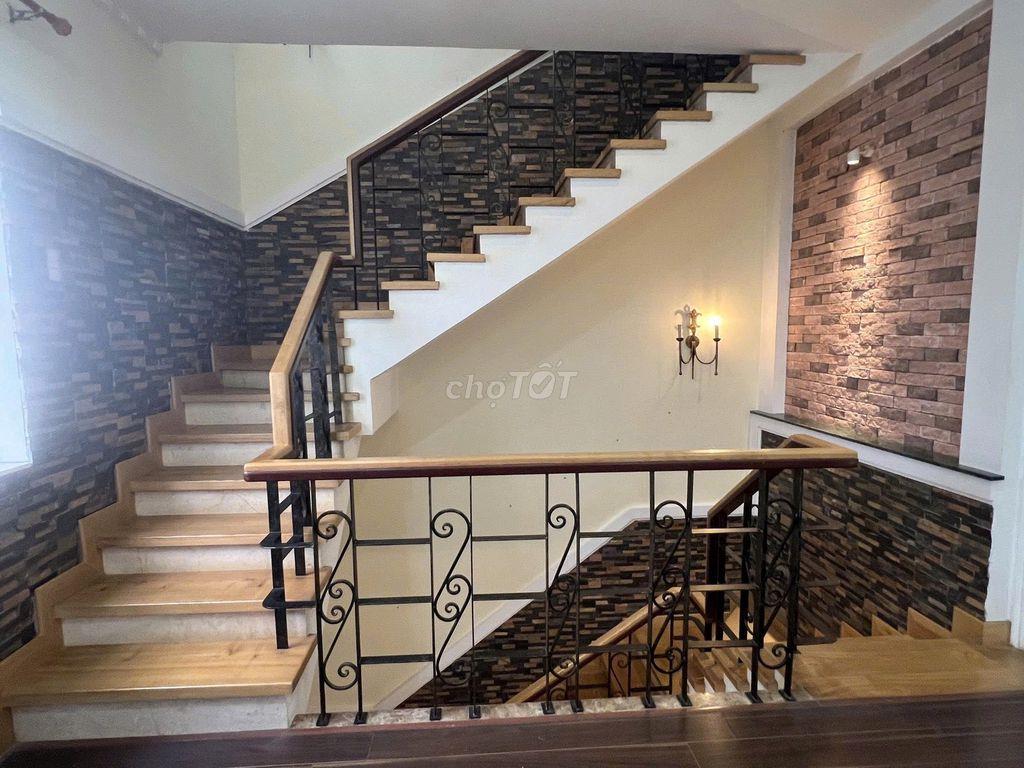 CĂN BÌA 2 MẶT THOÁNG MEGA VILLAGE KHANG ĐIỀN - FULL NT - CÓ HỒ CÁ KOI