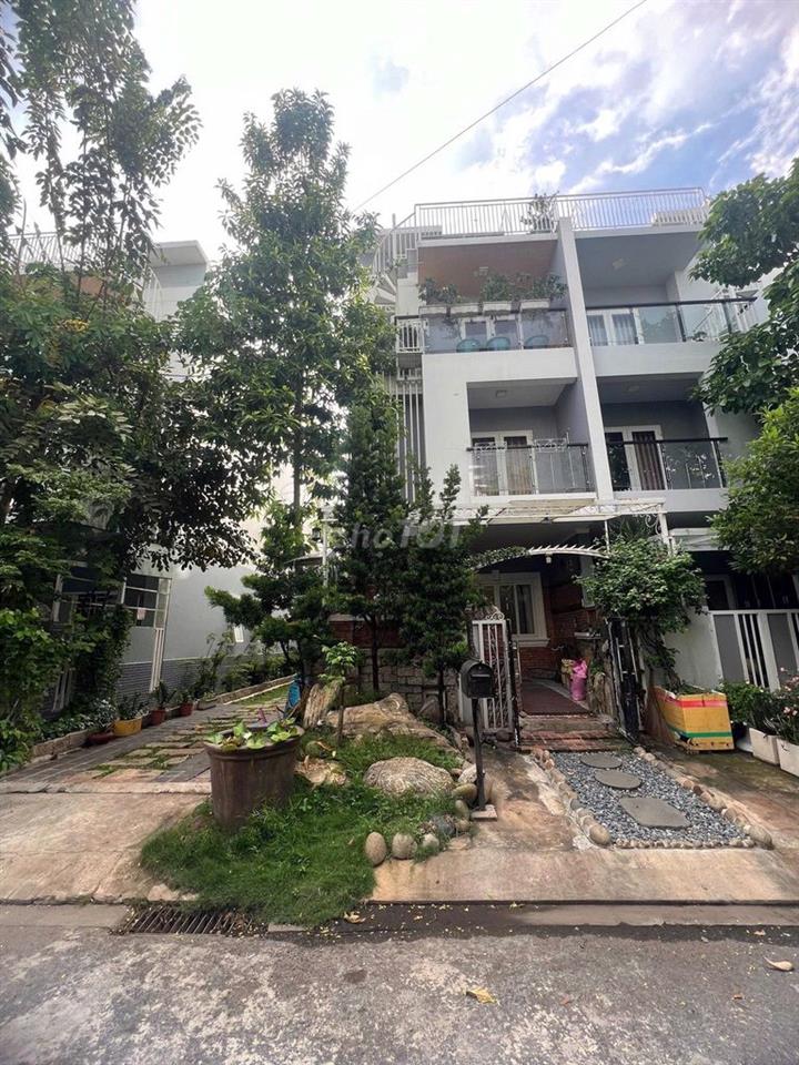 CĂN BÌA 2 MẶT THOÁNG MEGA VILLAGE KHANG ĐIỀN - FULL NT - CÓ HỒ CÁ KOI