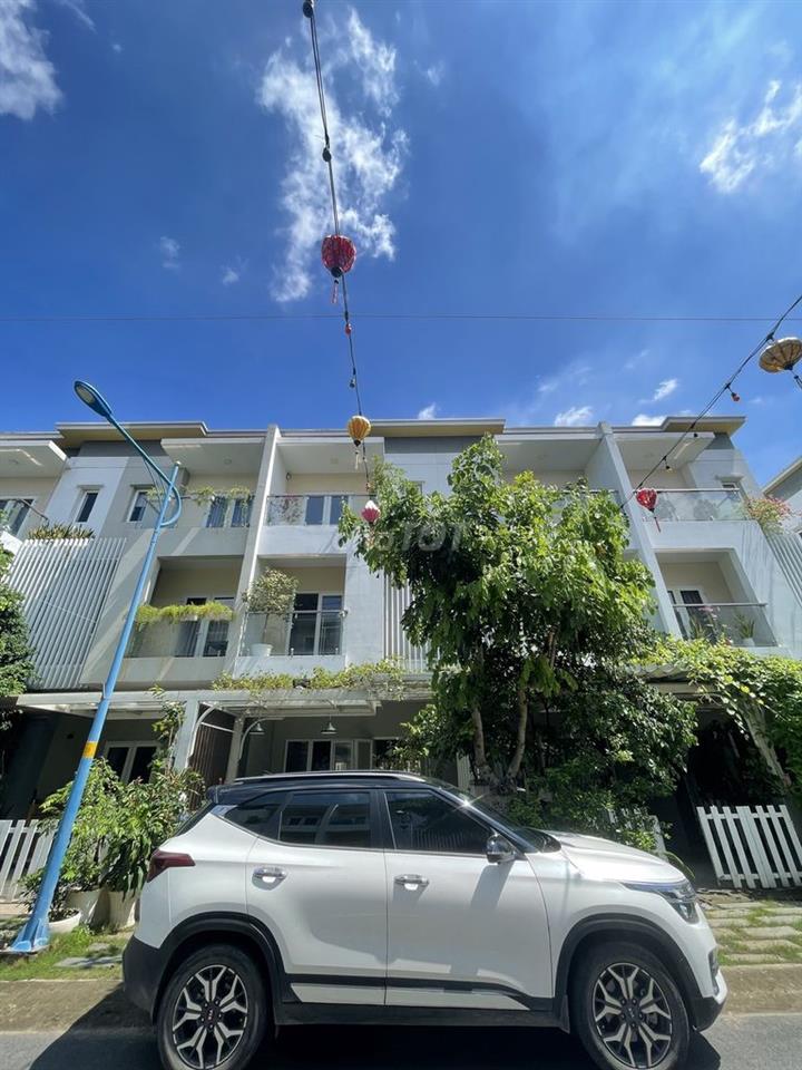 NHÀ NT CƠ BẢN - MELOSA KHANG ĐIỀN - 3 TẦNG - 3PN+1 - CÓ SÂN Ô TÔ RIÊNG