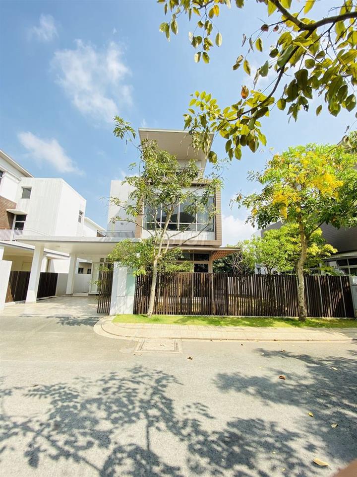 BT ĐƠN LẬP COMPOUND RIVIERA COVE 400M2 - LIÊN PHƯỜNG Q9 - FULL NT 5PN