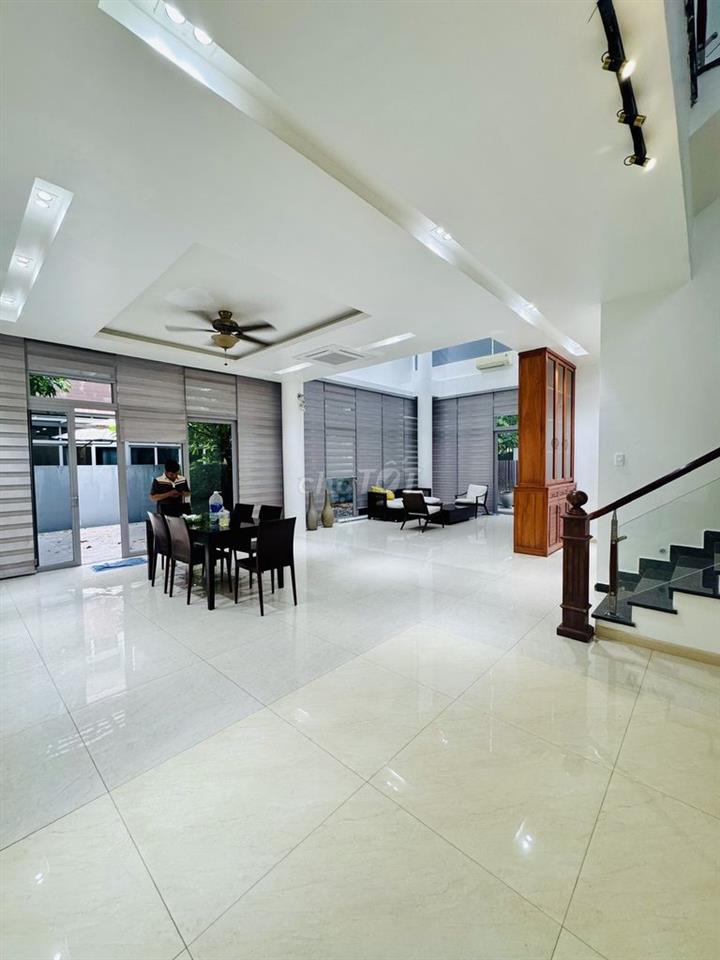BT ĐƠN LẬP COMPOUND RIVIERA COVE 400M2 - LIÊN PHƯỜNG Q9 - FULL NT 5PN