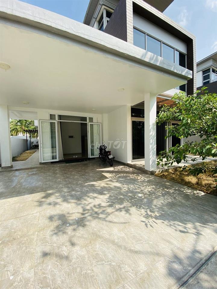 BT ĐƠN LẬP COMPOUND RIVIERA COVE 400M2 - LIÊN PHƯỜNG Q9 - FULL NT 5PN