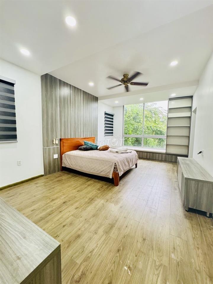 BT ĐƠN LẬP COMPOUND RIVIERA COVE 400M2 - LIÊN PHƯỜNG Q9 - FULL NT 5PN