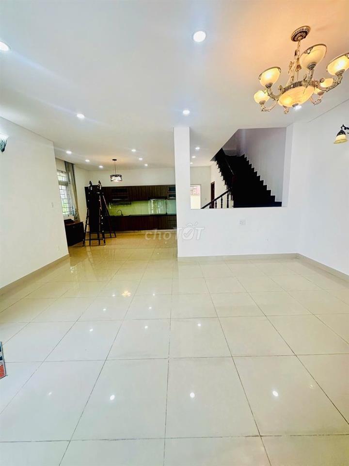 NHÀ PHỐ MEGA RUBY KHANG ĐIỀN - 11X15M - NT CƠ BẢN 4PN - TIỆN LÀM CTY