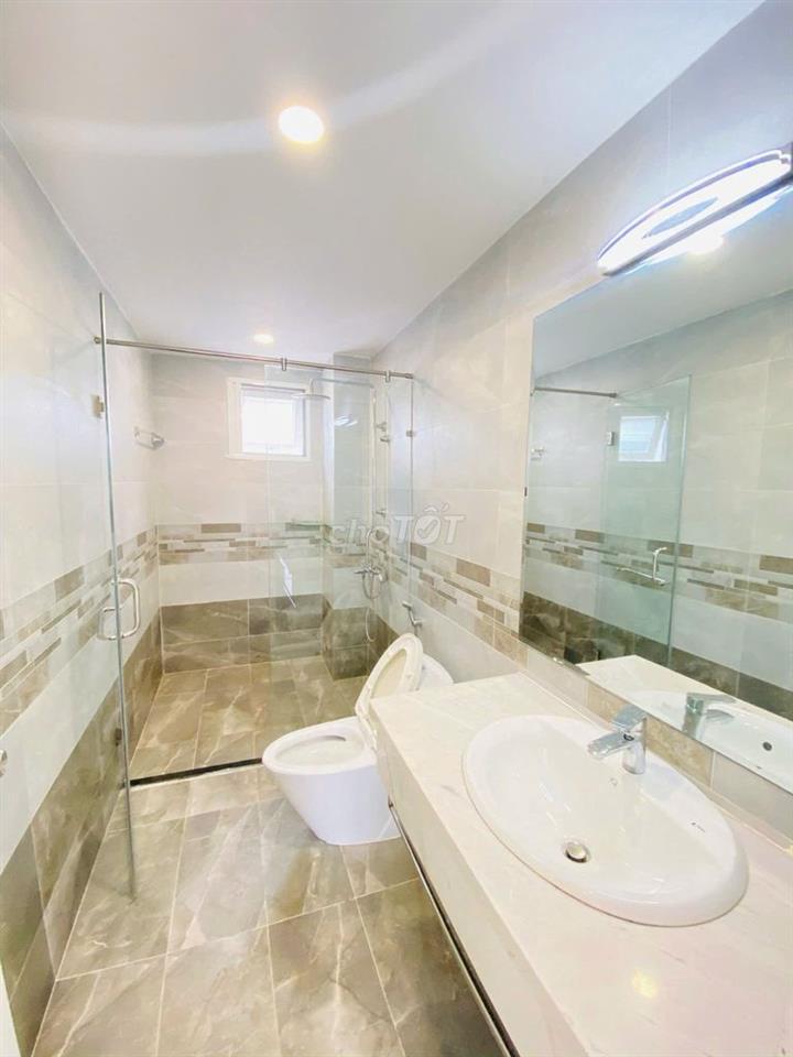 NHÀ COMPOUND MELOSA KHANG ĐIỀN 6X18M - 3 TẦNG FULL NT - SÂN Ô TÔ RIÊNG