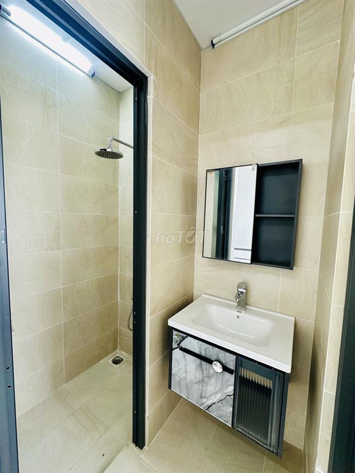 CĂN GÓC KHU COMPOUND MEGA VILLAGE KHANG ĐIỀN - 3 SÀN TRỐNG CÓ MÁY LẠNH
