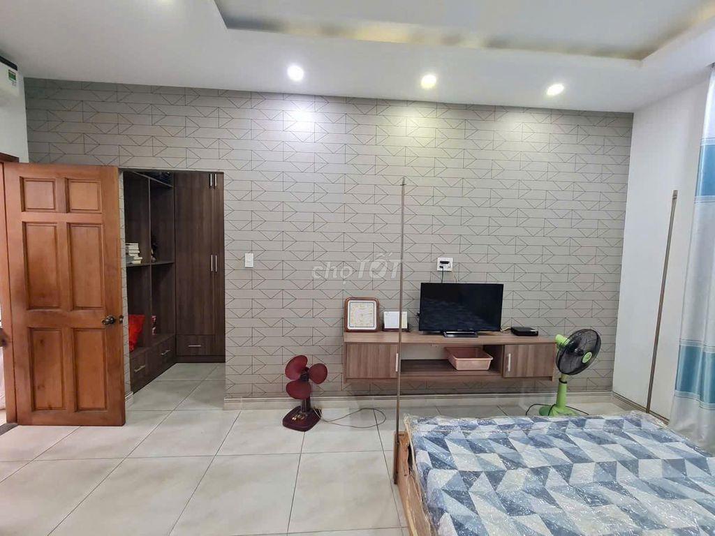 NHÀ COMPOUND MEGA VILLAGE KHANG ĐIỀN - 3 TẦNG FULL NT 5X15M - BV 24/7