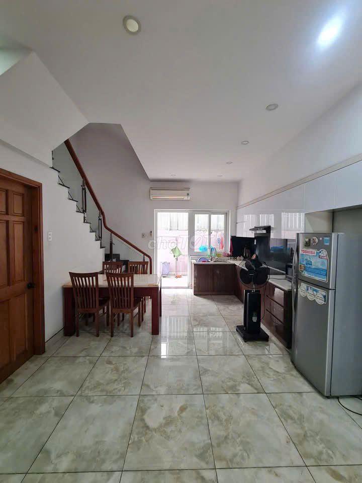 NHÀ COMPOUND MEGA VILLAGE KHANG ĐIỀN - 3 TẦNG FULL NT 5X15M - BV 24/7