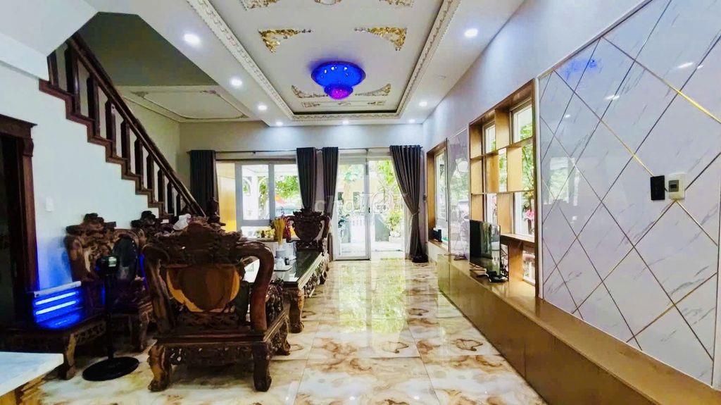 BIỆT THỰ SONG LẬP CĂN BIÊN MELOSA KHANG ĐIỀN -3 TẦNG 8X18M CÓ SÂN VƯỜN