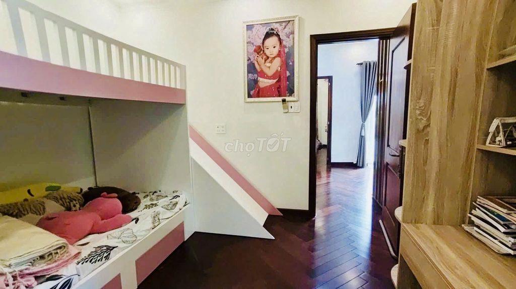 BIỆT THỰ SONG LẬP CĂN BIÊN MELOSA KHANG ĐIỀN -3 TẦNG 8X18M CÓ SÂN VƯỜN