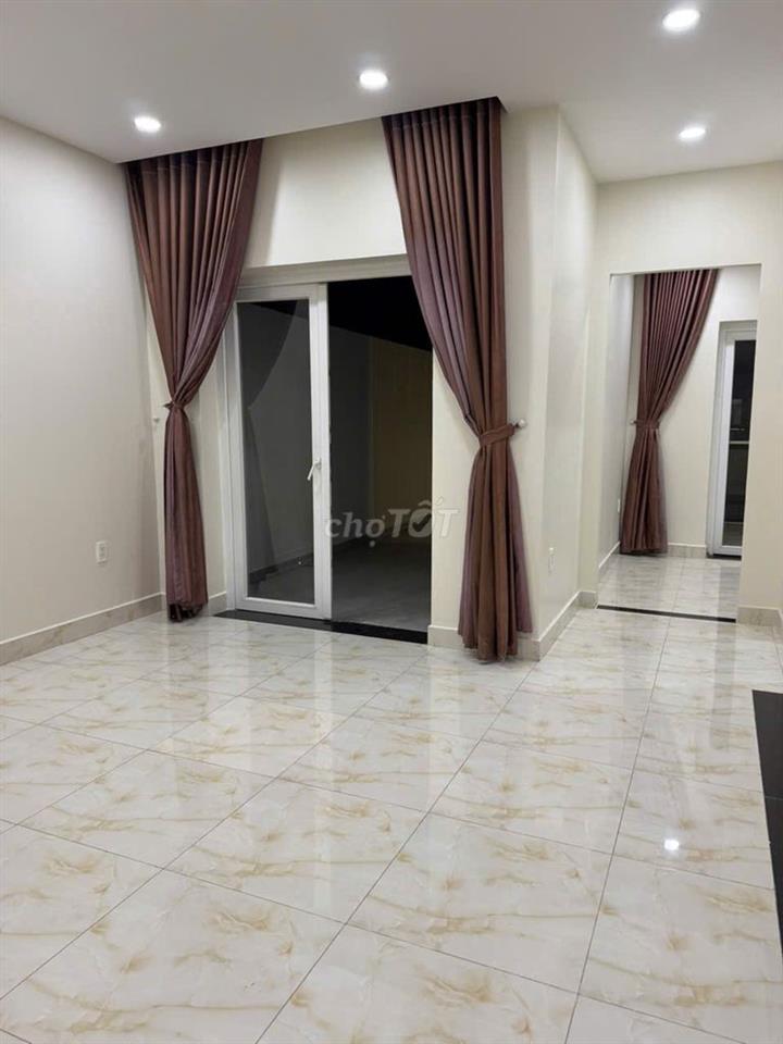 NHÀ LIỀN KỀ MELOSA 6X18M - FULL NT 4PN 4WC - MỚI SƠN SỬA LẠI - 3 TẦNG