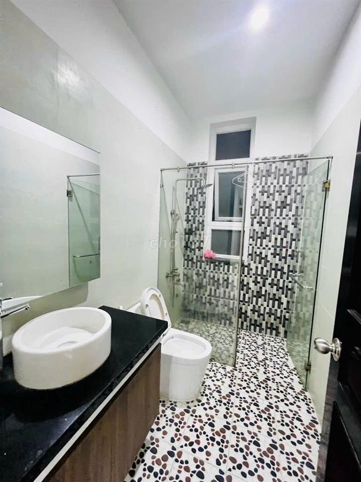 NHÀ PHỐ PARK RIVERSIDE - LIÊN PHƯỜNG Q9 - FULL NT - 3PN 3WC - 3 TẦNG