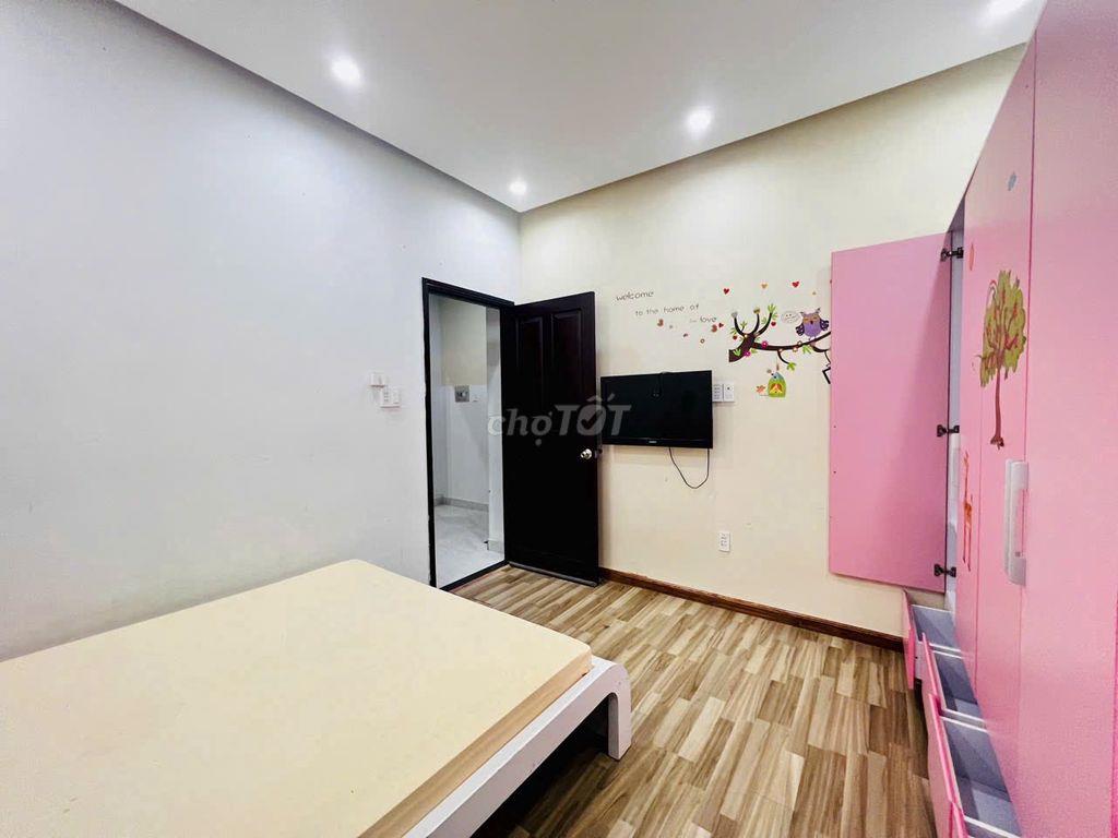 NHÀ PHỐ PARK RIVERSIDE - LIÊN PHƯỜNG Q9 - FULL NT - 3PN 3WC - 3 TẦNG