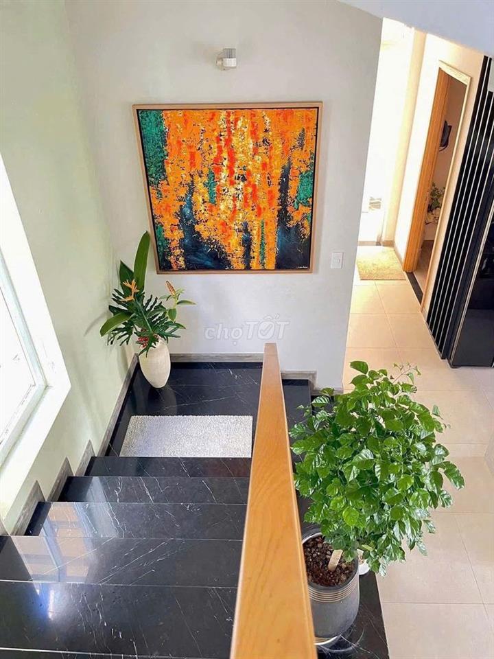 BT ĐƠN LẬP VIEW CÔNG VIÊN - PARK RIVERSIDE Q9 360M2 - 3 TẦNG -SÂN Ô TÔ