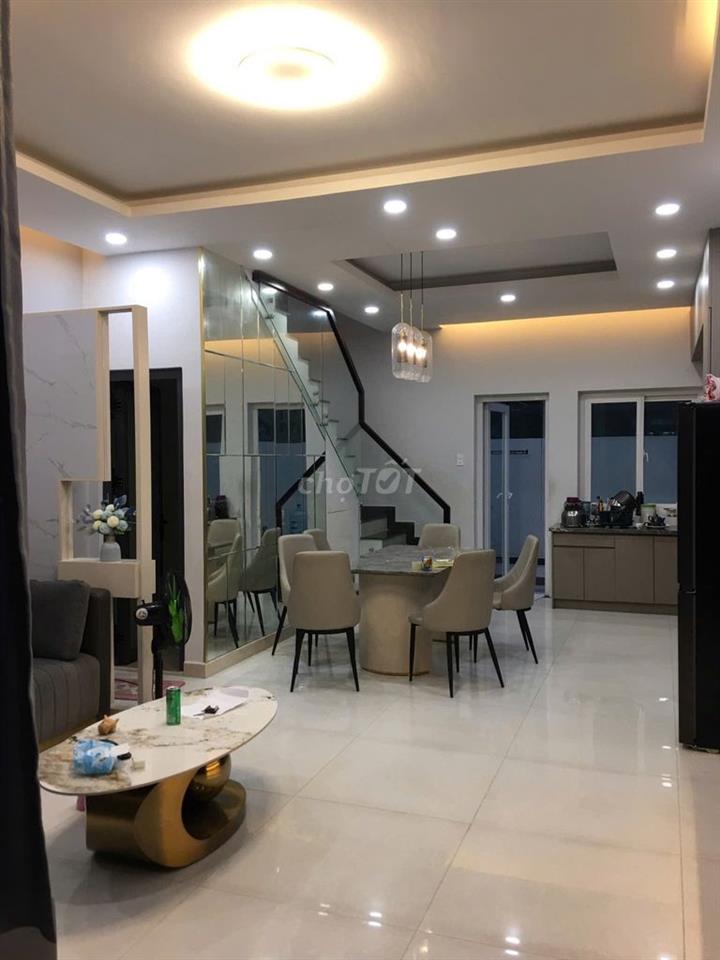 NHÀ COMPOUND PARK RIVERSIDE CÓ BV- NT MỚI ĐẸP - 3 TẦNG SÂN Ô TÔ RIÊNG
