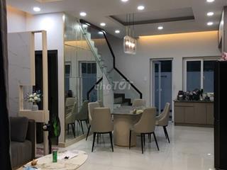 NHÀ COMPOUND PARK RIVERSIDE CÓ BV- NT MỚI ĐẸP - 3 TẦNG SÂN Ô TÔ RIÊNG