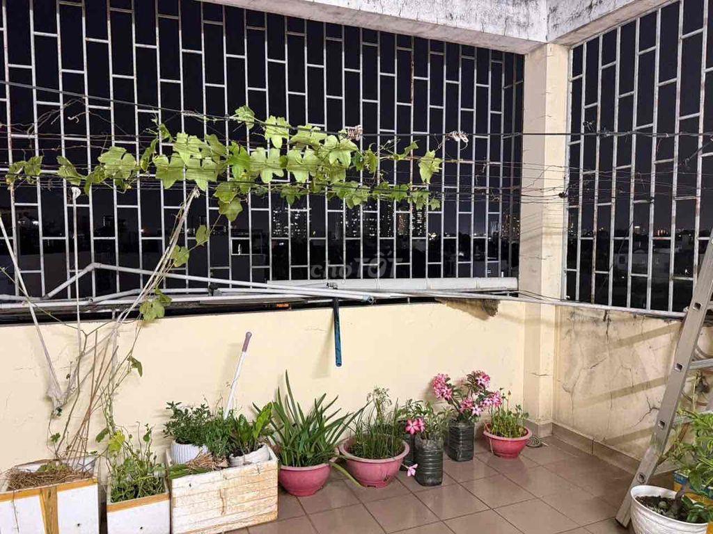 HOT ! NHÀ 5 TẦNG ĐƯỜNG ĐẶNG VĂN BI GẦN GA METRO