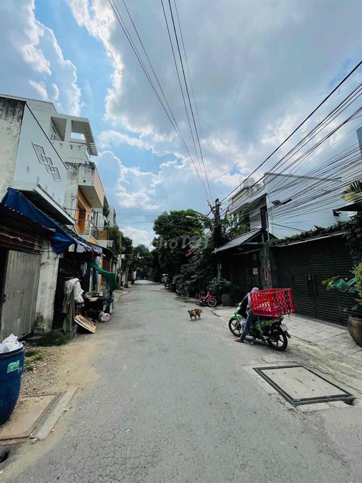 HÀNG THƠM GIÁ TỐT LÔ ĐẤT NGANG 9M GẦN NGAY HOÀNG DIỆU 2