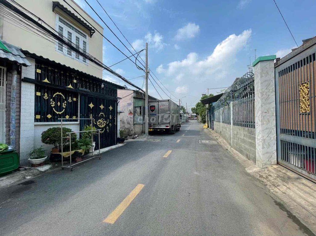 HÀNG THƠM ĐẤT ĐẸP FULL THỔ ĐƯỜNG NHỰA 5M GẦN VÀNH ĐAI 2 PHẠM VĂN ĐỒNG