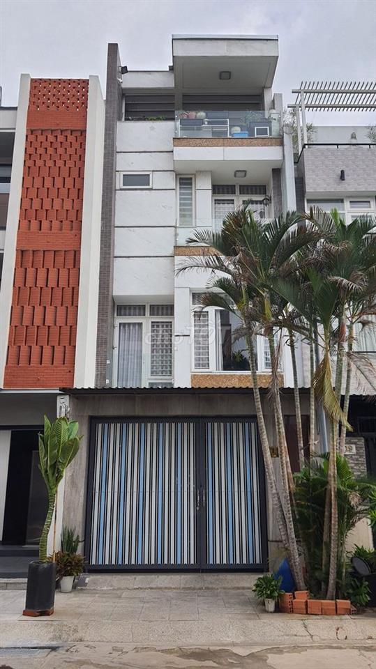 Bán nhà mặt tiền đường 57