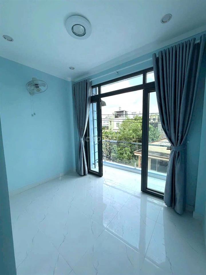 MTKD 3 tầng mới|Gần Gigamall | Oto đỗ cửa |Thông tứ phía| Chỉ 5.xx xíu