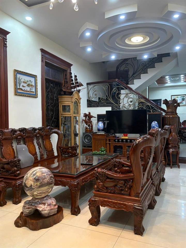 Bán nhà riêng tại 353/13, Đường Nguyễn Duy Trinh, 25 tỷ, 173m2, đẹp