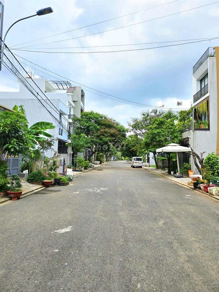 ĐẤT NỀN 51M2, NGANG 4.4M, VUÔNG VỨC, ĐƯỜNG Ô TÔ, GẦN CHỢ LONG TRƯỜNG 