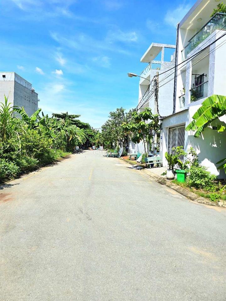 ĐẤT NỀN 79M2, NGANG 6.4M, GÓC 2 MẶT TIỀN, KDC SAMSUNG VILLAGE