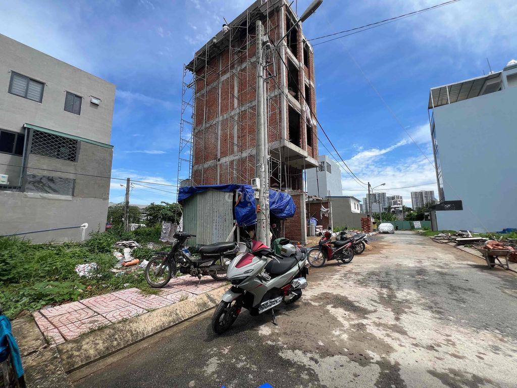 🔥Lô đất đường 23 Nguyễn Xiển ngay Vin   - Diện tích : 65,5m2 giá 3,6T