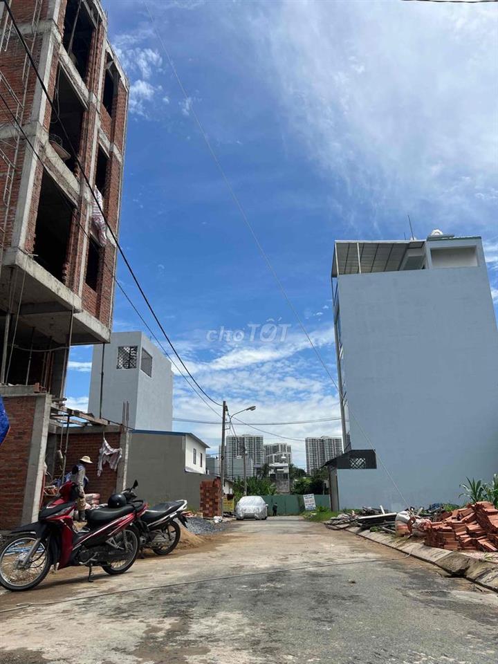 🔥Lô đất đường 23 Nguyễn Xiển ngay Vin   - Diện tích : 65,5m2 giá 3,6T