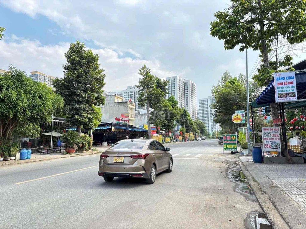 SIÊU NGON 🔥 CẠNH VINHOMES QUẬN 9 📌 64M2 💰 GIÁ 3,2TỶ - 62m2 ngang 4.6M