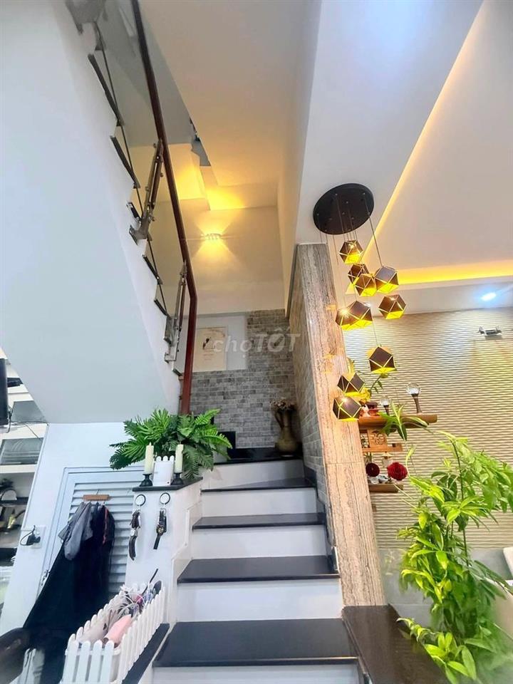 NỞ HẬU, GẦN LÊ VĂN VIỆC, 5 TỶ 2 (CÓ GIẢM) NHÀ HOÀN CÔNG ĐỦ, ĐƯỜNG Ô TÔ