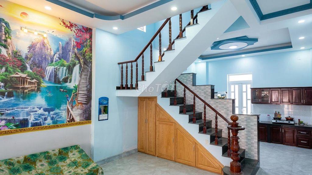 HẠ CẢ TỶ, NHÀ 176M2 SÀN, 80M2 ĐẤT, XÂY KIÊN CỐ 3 TẦNG, CÓ SÂN Ô TÔ