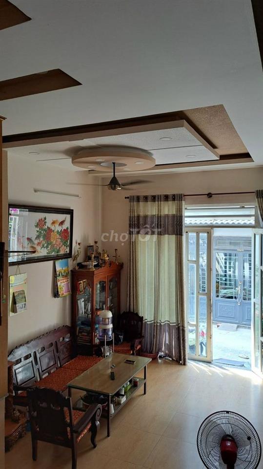 2 TỶ 500 CHO ANH CHỊ CẦN NHÀ Ở, GẦN TRƯỜNG MKT, LÃ XUÂN OAI