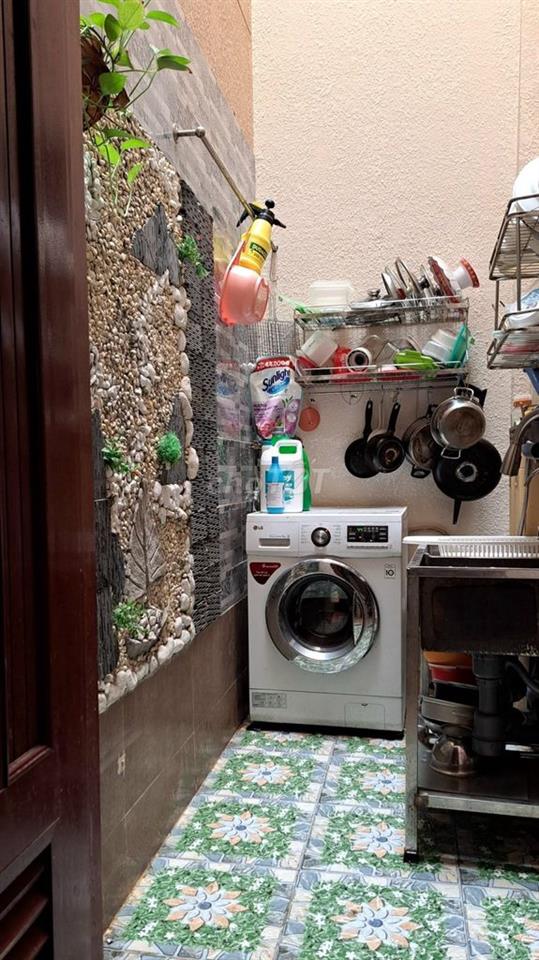2 TỶ 500 CHO ANH CHỊ CẦN NHÀ Ở, GẦN TRƯỜNG MKT, LÃ XUÂN OAI