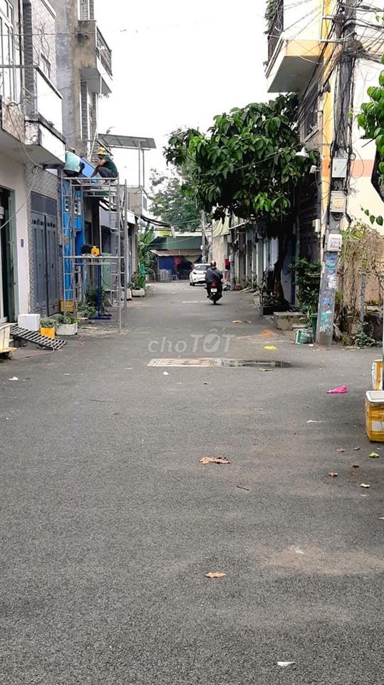 2 TỶ 500 CHO ANH CHỊ CẦN NHÀ Ở, GẦN TRƯỜNG MKT, LÃ XUÂN OAI