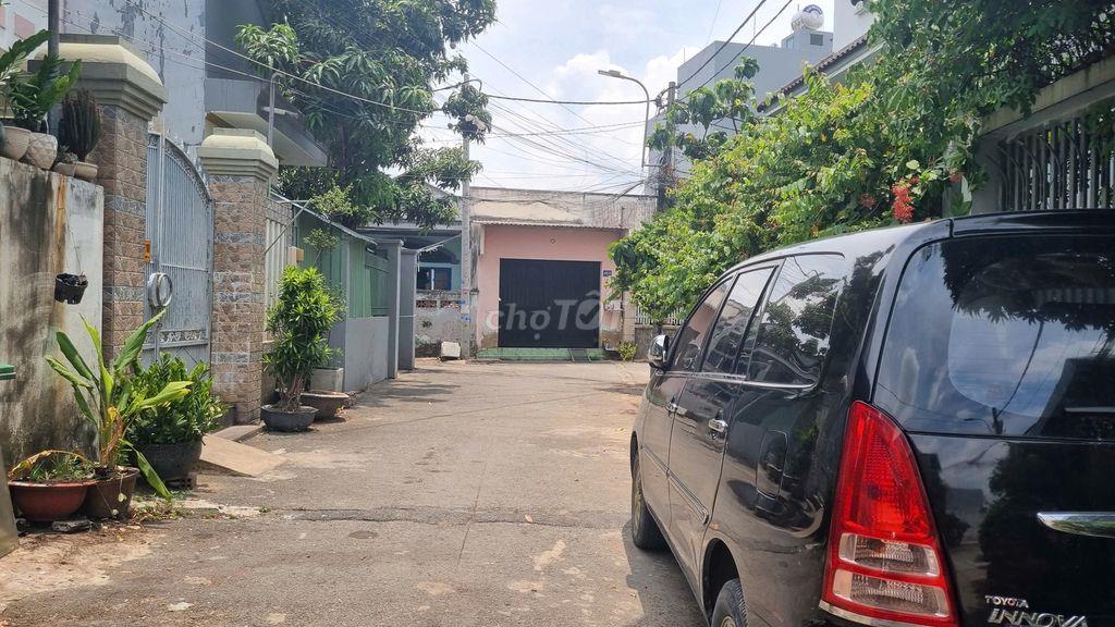 CHỦ KẸT TIỀN, BÁN CHỈ 3 TỶ 150 KẾ BÊN QUẬN 2, CHO XÂY 3 TẦNG