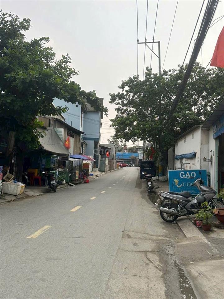 Bán nhà nhỏ Quận Thủ Đức, sổ hồng hoàn công đủ