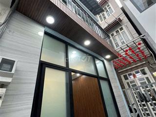 Bán nhà nhỏ Quận Thủ Đức, sổ hồng hoàn công đủ