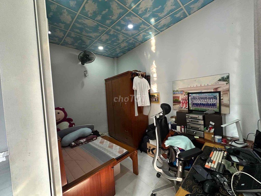 Nhà chính chủ cần bán