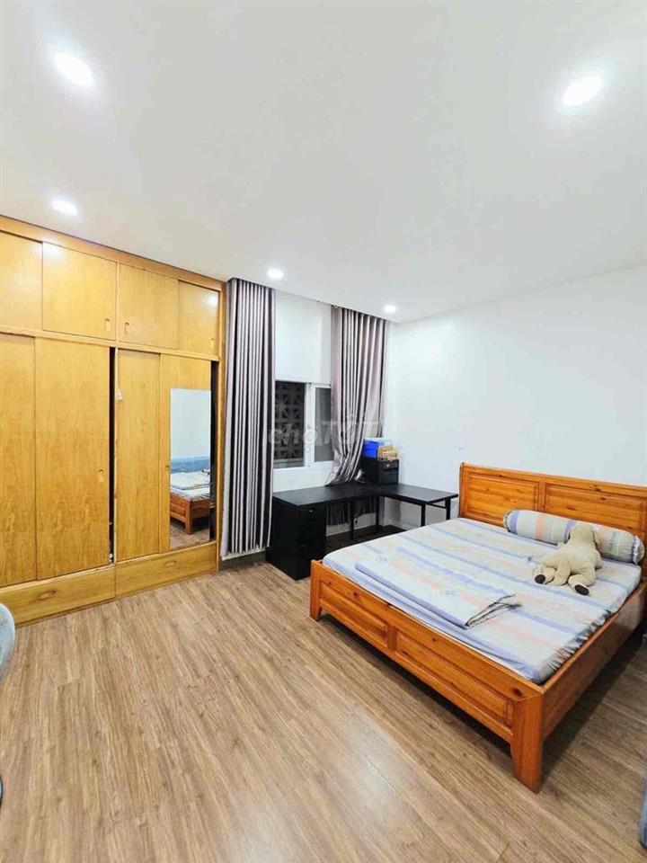 [BÁN ĐẤT TẶNG NHÀ] NHÀ 3 TẦNG, 71m2 NỞ HẬU, NGAY NGUYỄN DUY TRINH