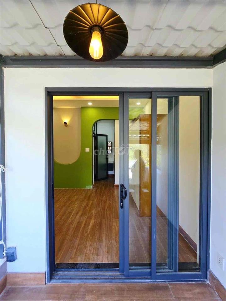 NHÀ PHỐ 50M2, 2 TẦNG, HOÀN CÔNG ĐỦ, ĐƯỜNG Ô TÔ 9M, GẦN METRO