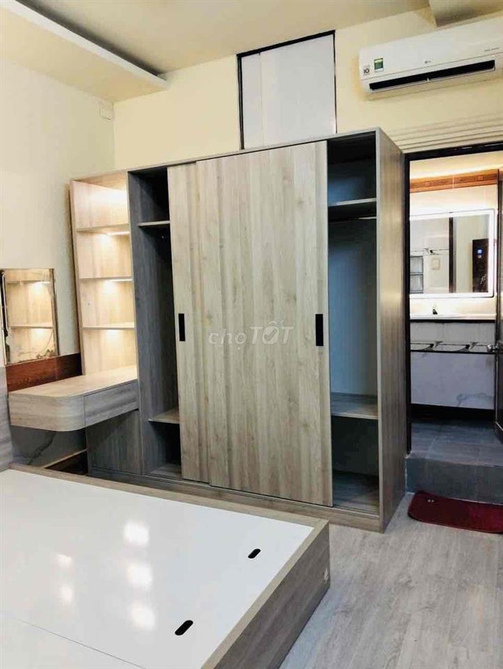 bán nhà ngay trường CĐCN thủ đức 188.3m2 sổ hồng đứng tên 1 đời chủ