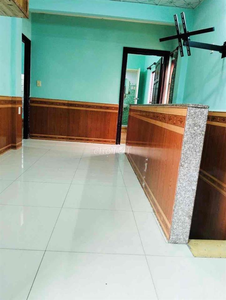 bán nhà ngay trường CĐCN thủ đức 188.3m2 sổ hồng đứng tên 1 đời chủ